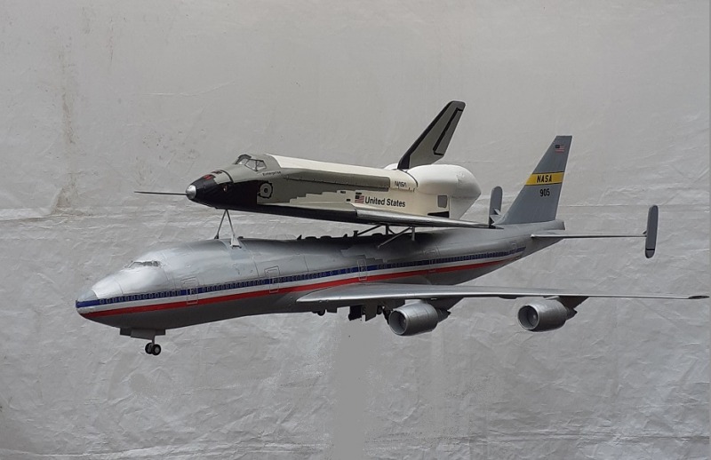 ドラゴンウィングス NASA スペースシャトル ボーイング 747-123 模型